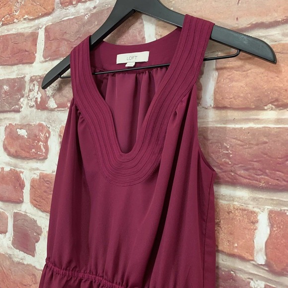 ANN TAYLOR LOFT WOMEN'S WINE PURPLE EMBROIDERED NECK SLEEVELESS DRESS - Picture 3 of 9